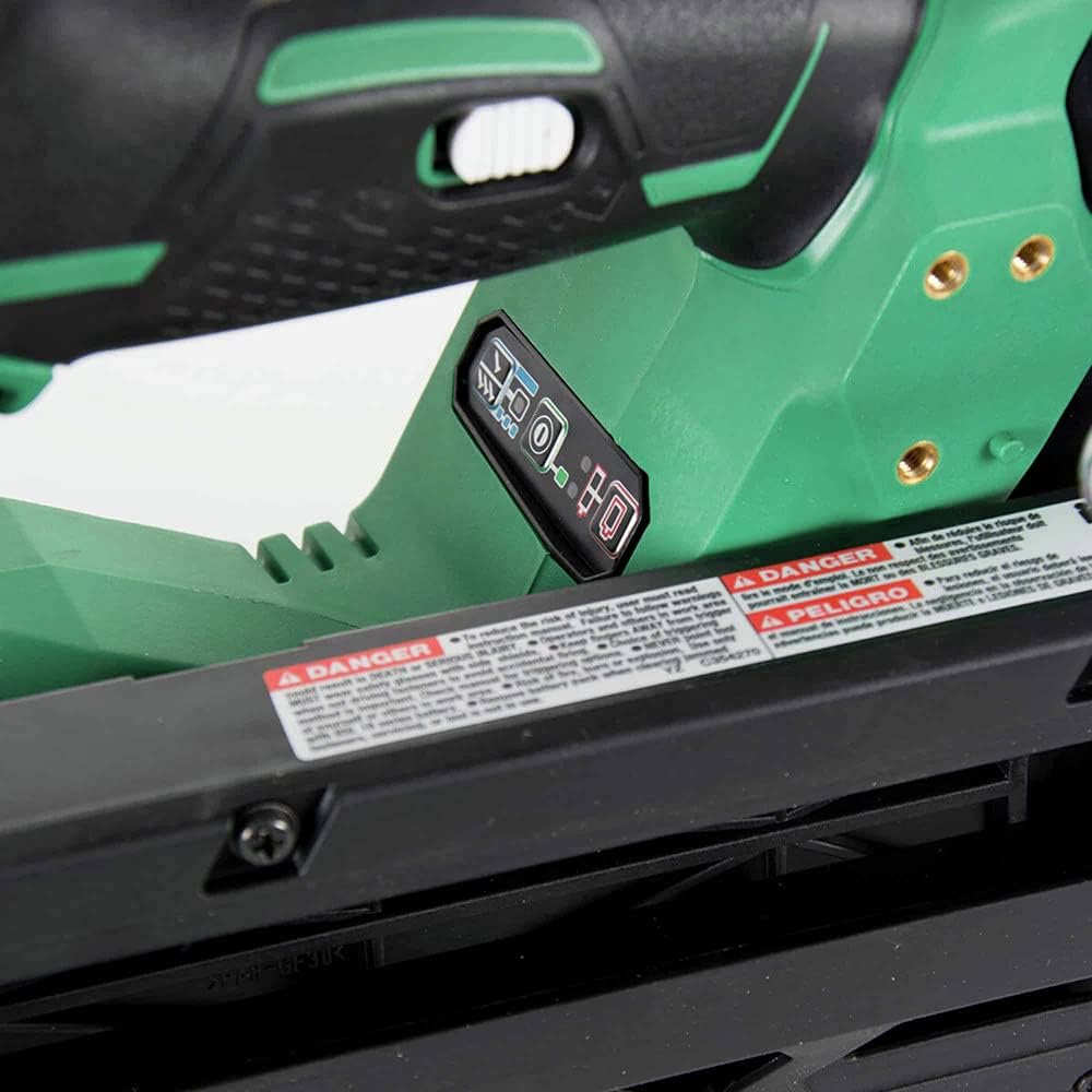 Metabo HPT 18V MultiVolt™ Cordless Framing Nailer Kit | Accepts 2-Inch up to 3-1/2-Inch Clipped & Offset Round Paper Strip Nails | 30 Degree Magazine | NR1890DCS