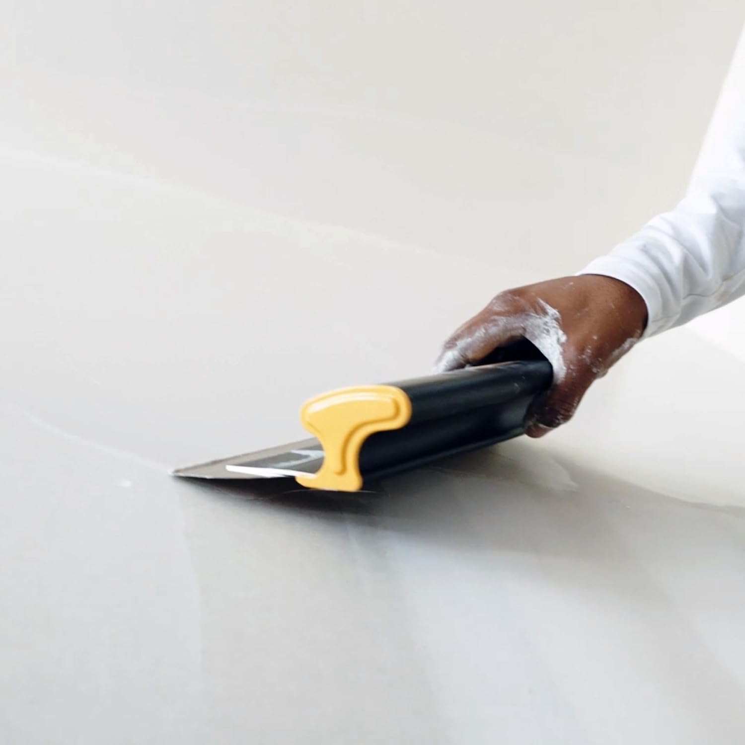 DEWALT Drywall Skimming Blade Set - 7', 10' & 16' Blades | Pro-Grade | Extruded Aluminum & European Stainless Steel Construction | High-Impact End Caps | 3-442