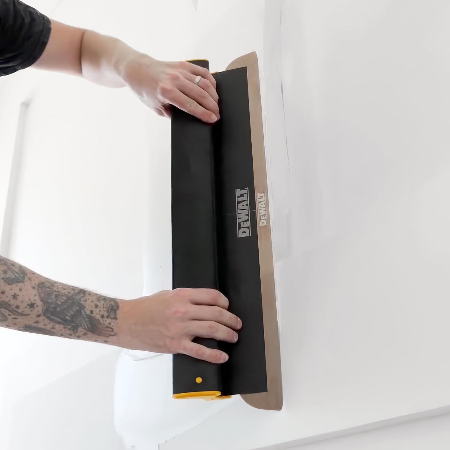 DEWALT Drywall Skimming Blade Set - 7', 10' & 16' Blades | Pro-Grade | Extruded Aluminum & European Stainless Steel Construction | High-Impact End Caps | 3-442