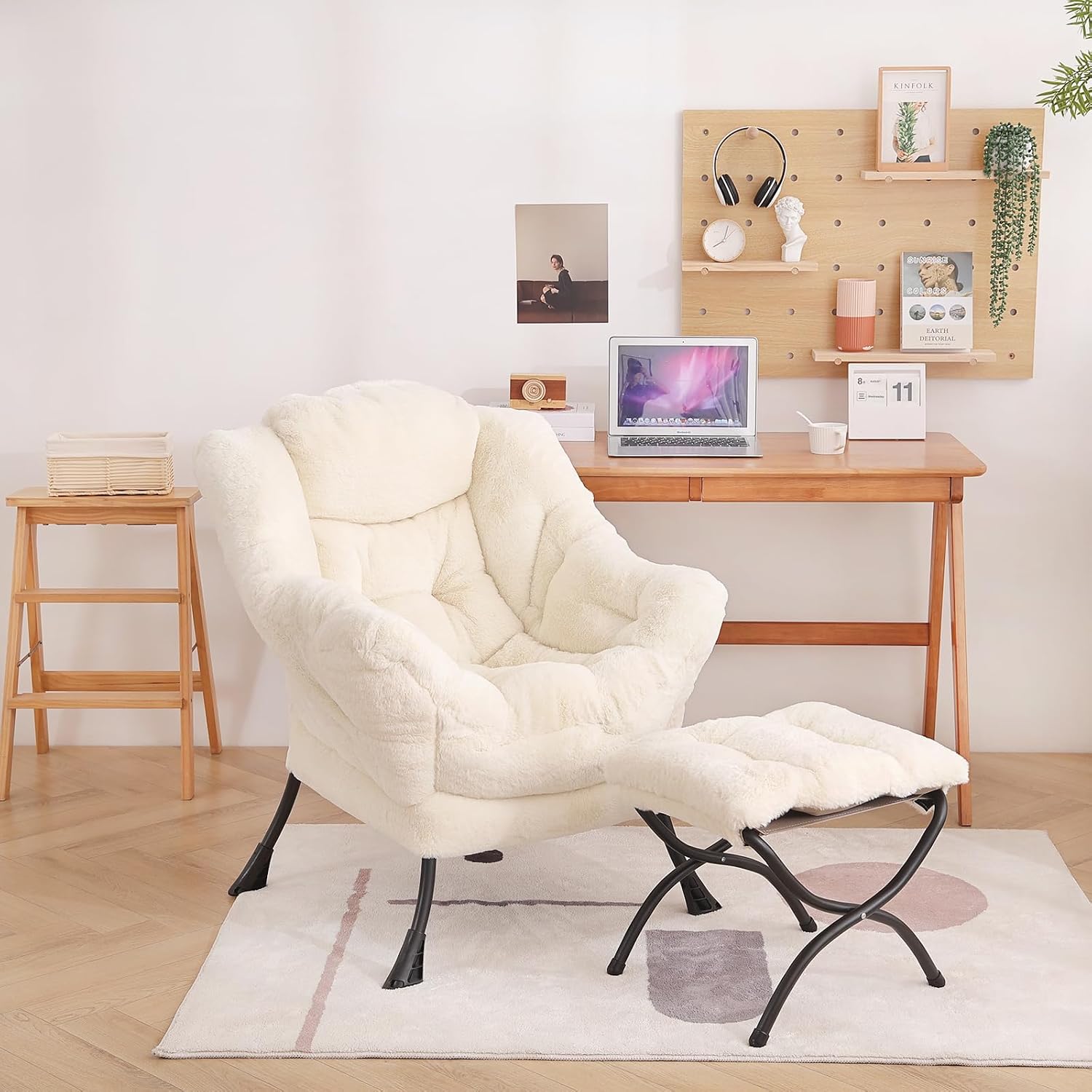 Welnow Lazy Chair with Ottoman, Modern Accent Chair with Armrests and a Side Pocket, Leisure Sofa Armchair, Reading Armchair with Footrest for Small Space, Plush Beige