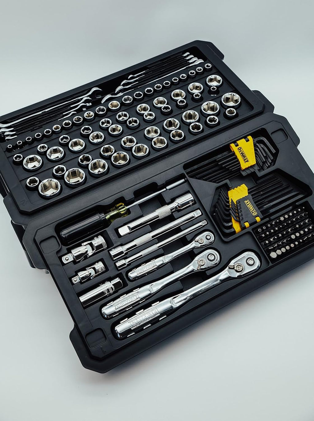 DEWALT Mechanic Tool Set, 226 Pieces, 1/4',3/8' and 1/2' Drive, with Ratchets, Sockets, hex keys and more (DWMT45226)