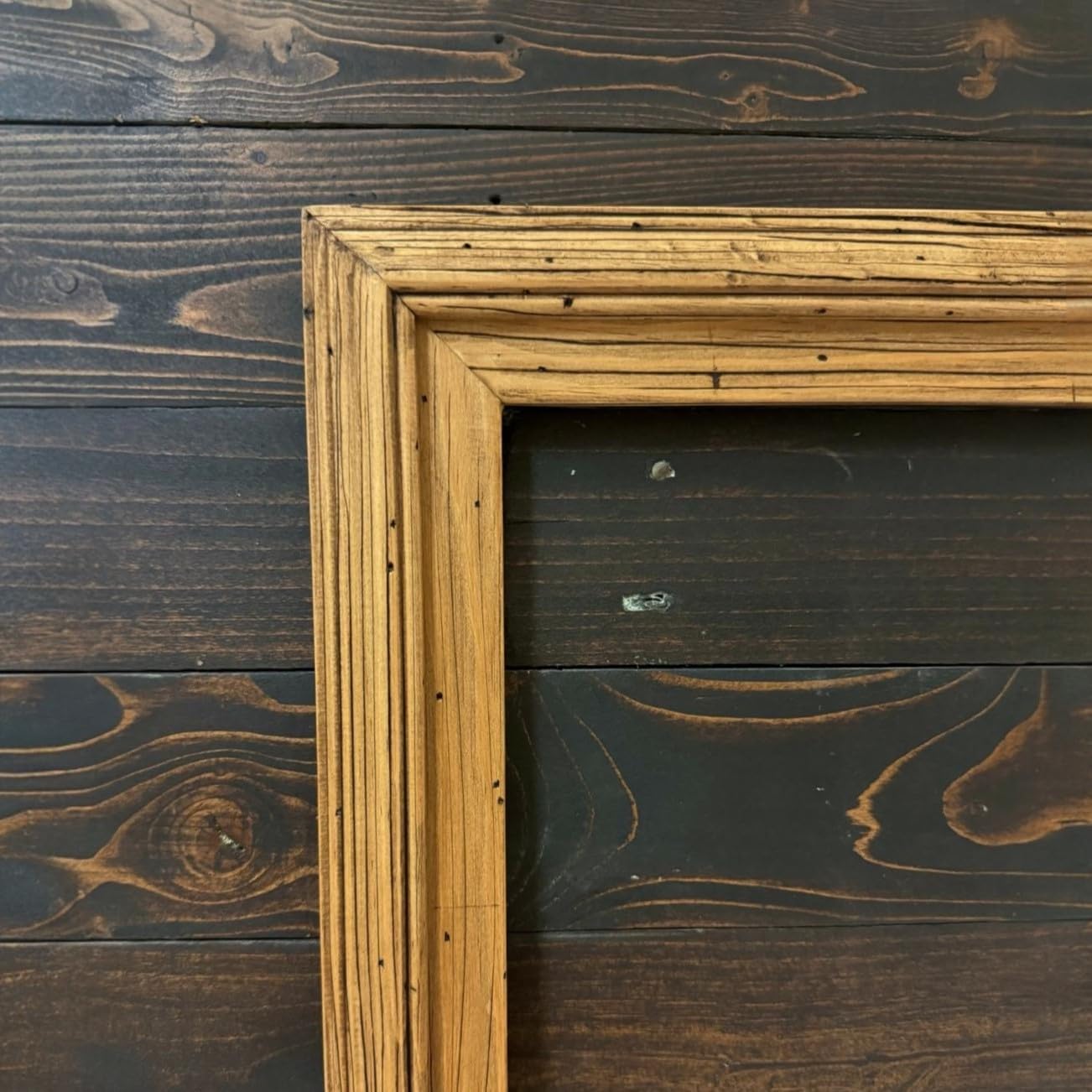 32, 43, 50 & 55 Inch Handmade rustic wood frame. Only works for Samsung The Frame TV and Pro TV. Light Wood Stain (not for use with other models) (50 Inch)
