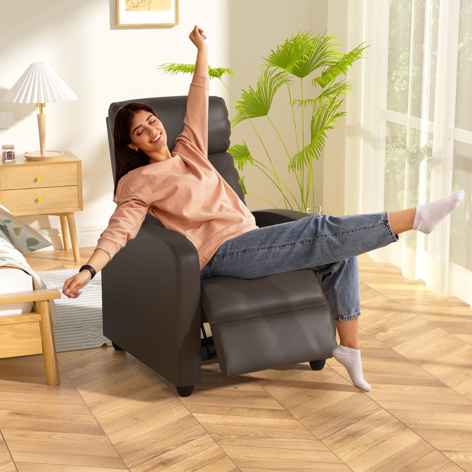 MKDLUFEI Massage Recliner Chair, Single Sofa Chair with Remote Control, Adult Chair Recliner, Living Room Recliners with Pu Leather Push Back Backrest, Brown