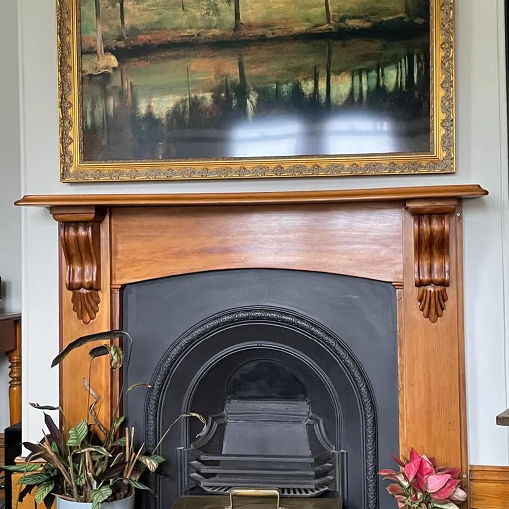 Baroque Gold 32' TV frame - Compatible ONLY with Samsung The Frame TVs (Fits 2021-2025 models, model codes:32LS03A/B/C/FA)