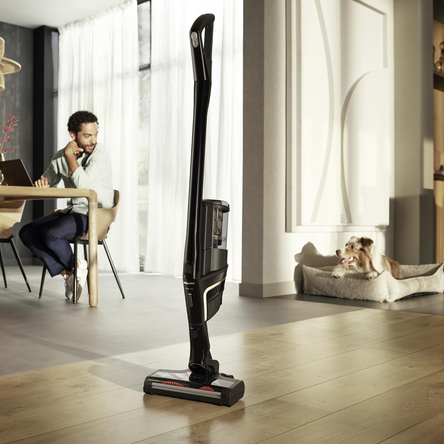 Miele Triflex HX2 Cat & Dog Self-Standing Cordless Stick Vacuum Cleaner 60 min runtime,Obsidian Black / Rose Gold