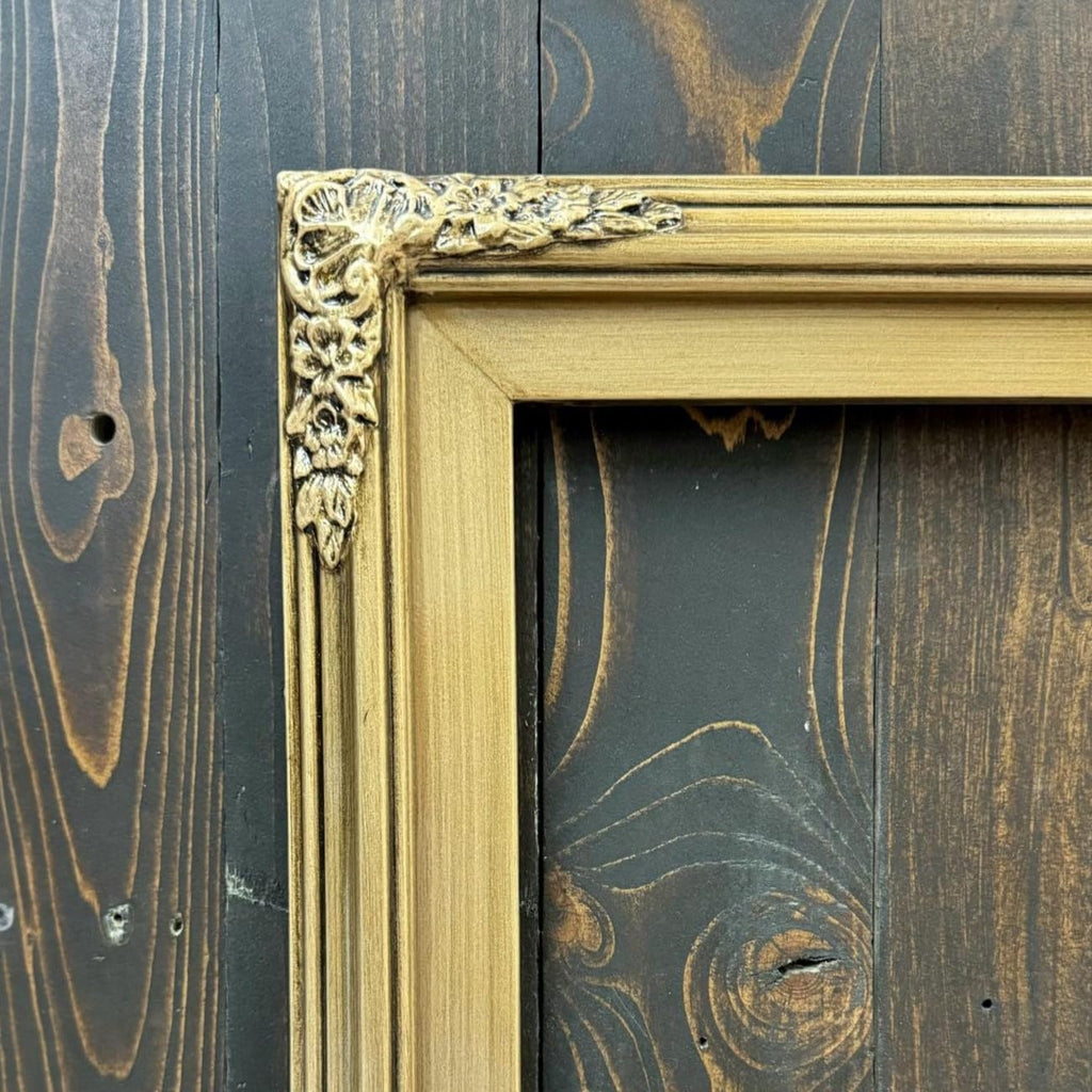 32,43,50,55 Inch Handmade ornate TV frame for Samsung The Frame TV and PRO model. ANTIQUE GOLD FINISH (not for use with other tv models)(43 INCH)