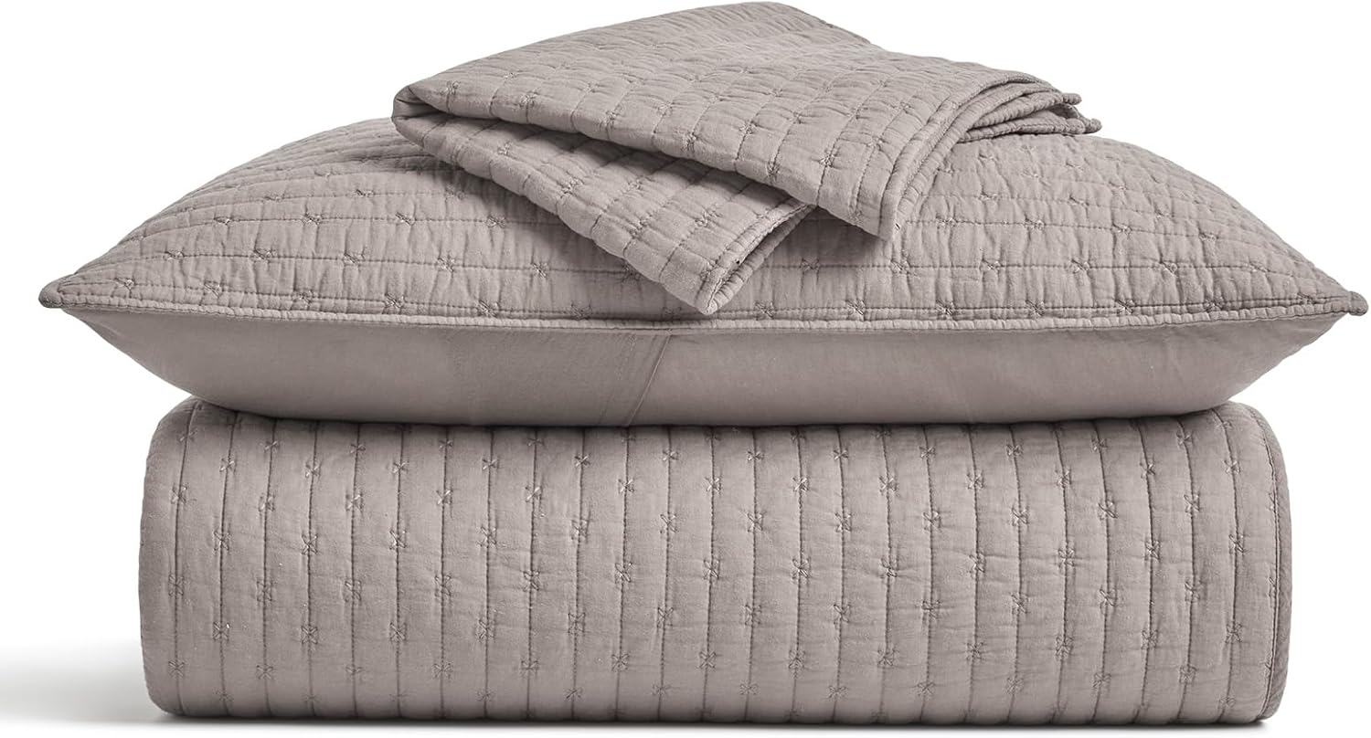 EVERGRACE Cross Stitch Pre-Washed Cotton Quilt Bedding Set Queen Size, Oversized 3 Pieces Lightweight Bedspread Coverlet for All Season, with 2 Matching Shams, Taupe, 92'x96'