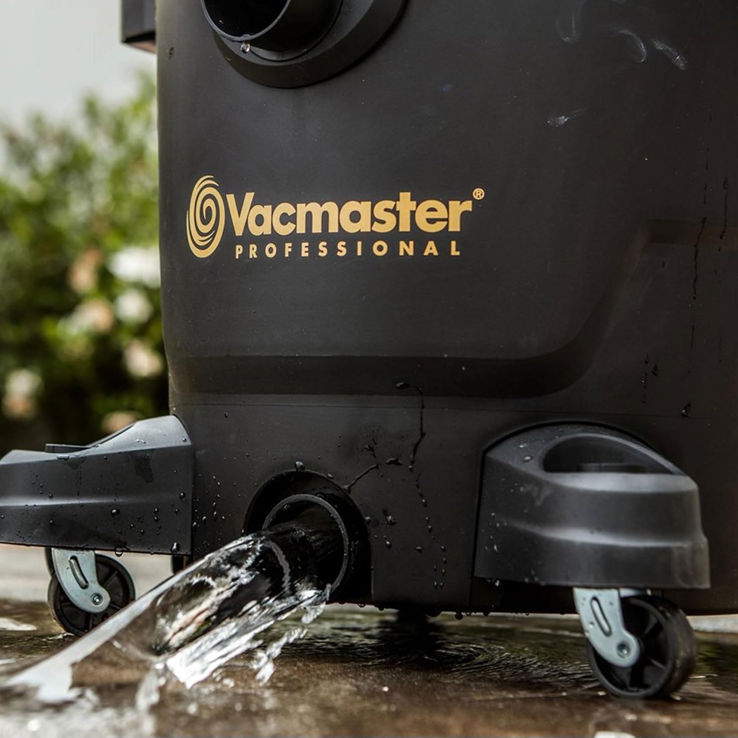 Vacmaster Professional - Wet/Dry Vac, 16 Gallon, Beast Series, 6.5 HP 2-1/2' Hose (VJH1612PF0201), Black