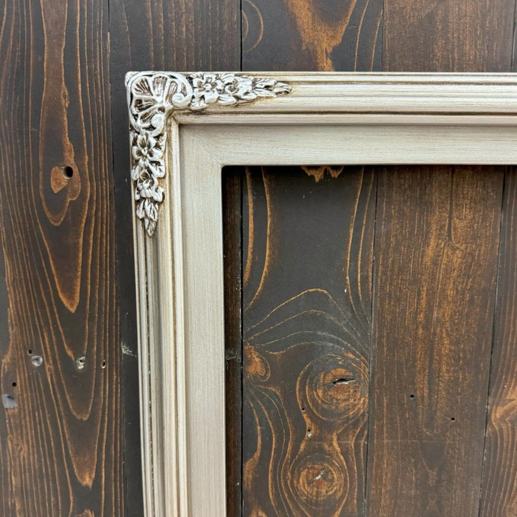 32, 43, 50 & 55 Inch Handmade wood ornate TV Frame for Samsung The Frame TV. ANTIQUE SILVER FINISH (not for use with other models) (2021-2024 models) (43 INCH)