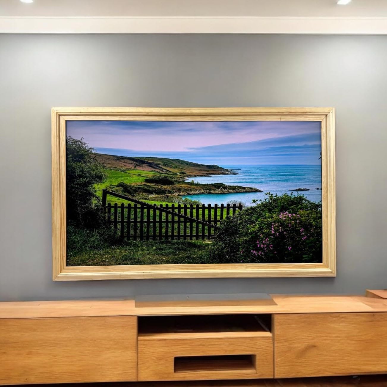 32, 43, 50 & 55 Inch Handmade wood ornate TV Frame for Samsung The Frame TV, Natural wood finish (not for use with other models) (55 INCH)