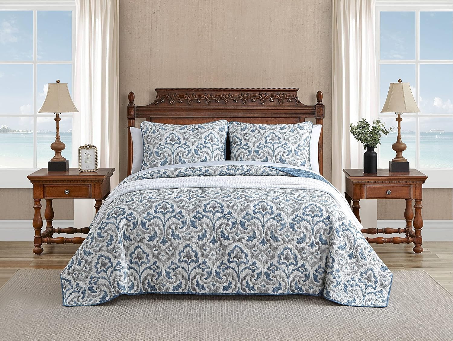 Tommy Bahama - King Quilt Set, Soft & Reversible Woven Bedding with Matching Pillowcases, Medium Weight for Year Round Comfort, 3 Piece Bed Set (Cape Verde Smoke)