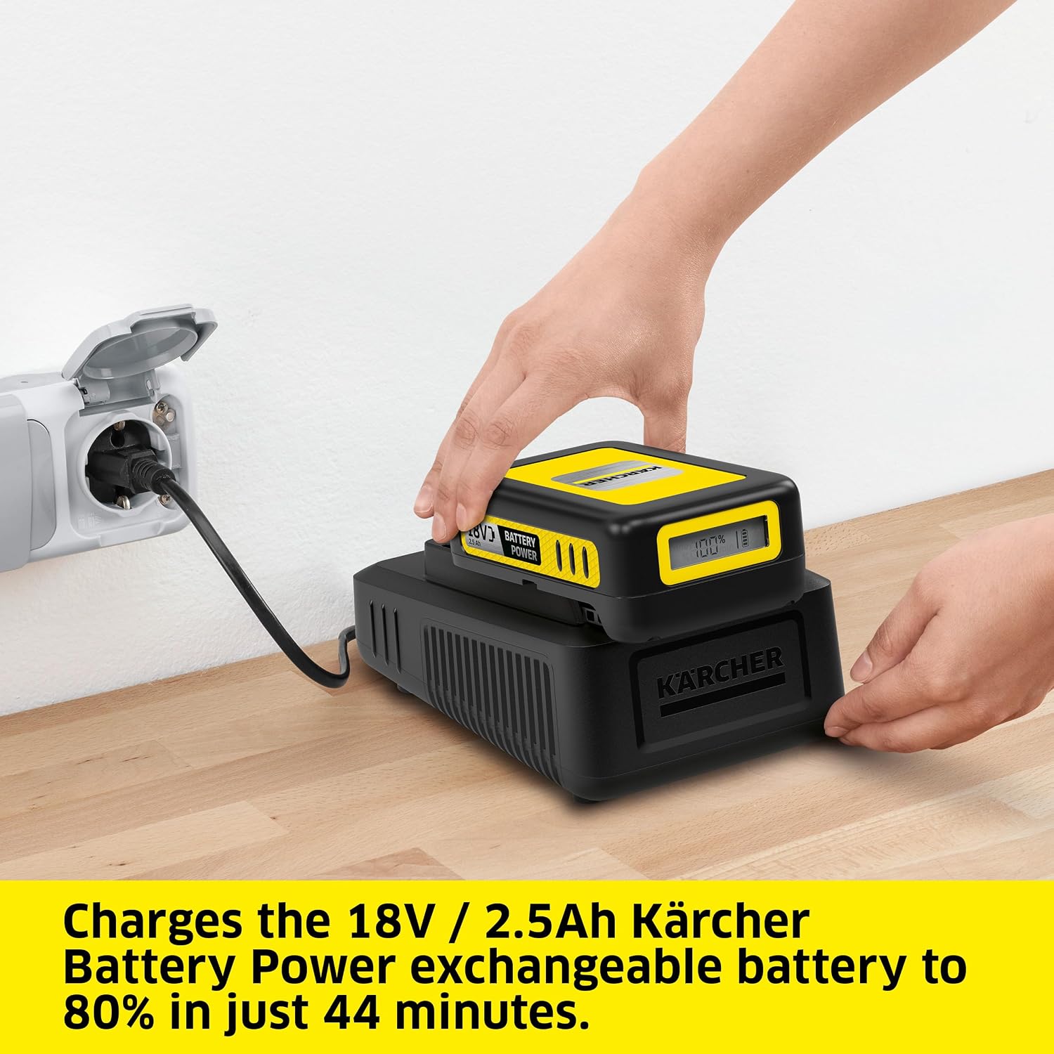 Kärcher Starter Kit Battery Power 18/25, 18 V Battery with 2.5 Ah and Fast Charger, Compatible Garden Tools, Real Time Technology, Intelligent Cell Monitoring, Lithium-Ion Cells