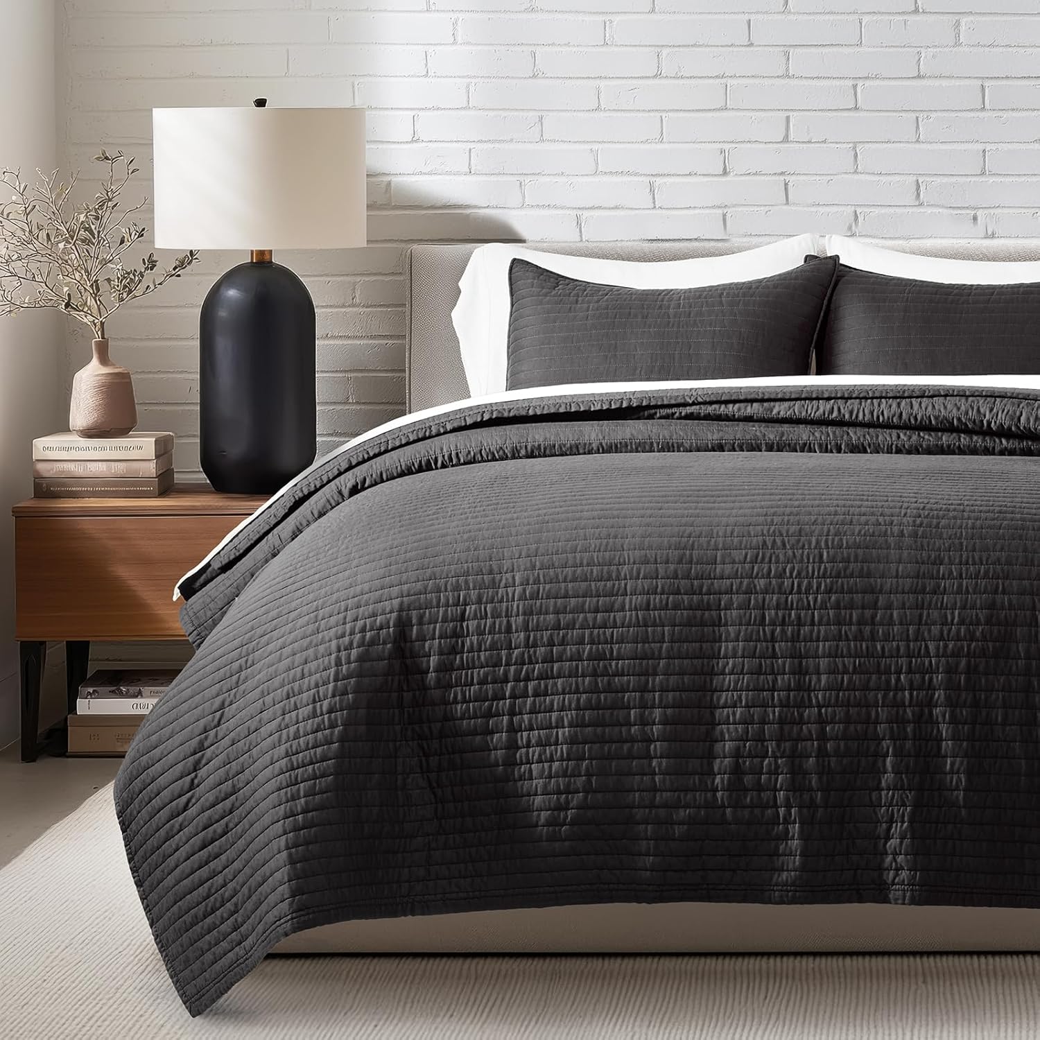 EVERGRACEHOME Cotton Sateen Quilt Set King Size, Pre-Washed Cotton Channel Stitch Coverlet Bedspread, 3 Pieces Lightweight Soft Bedding Sets for All Season, with 2 Pillow Shams, Washed Black