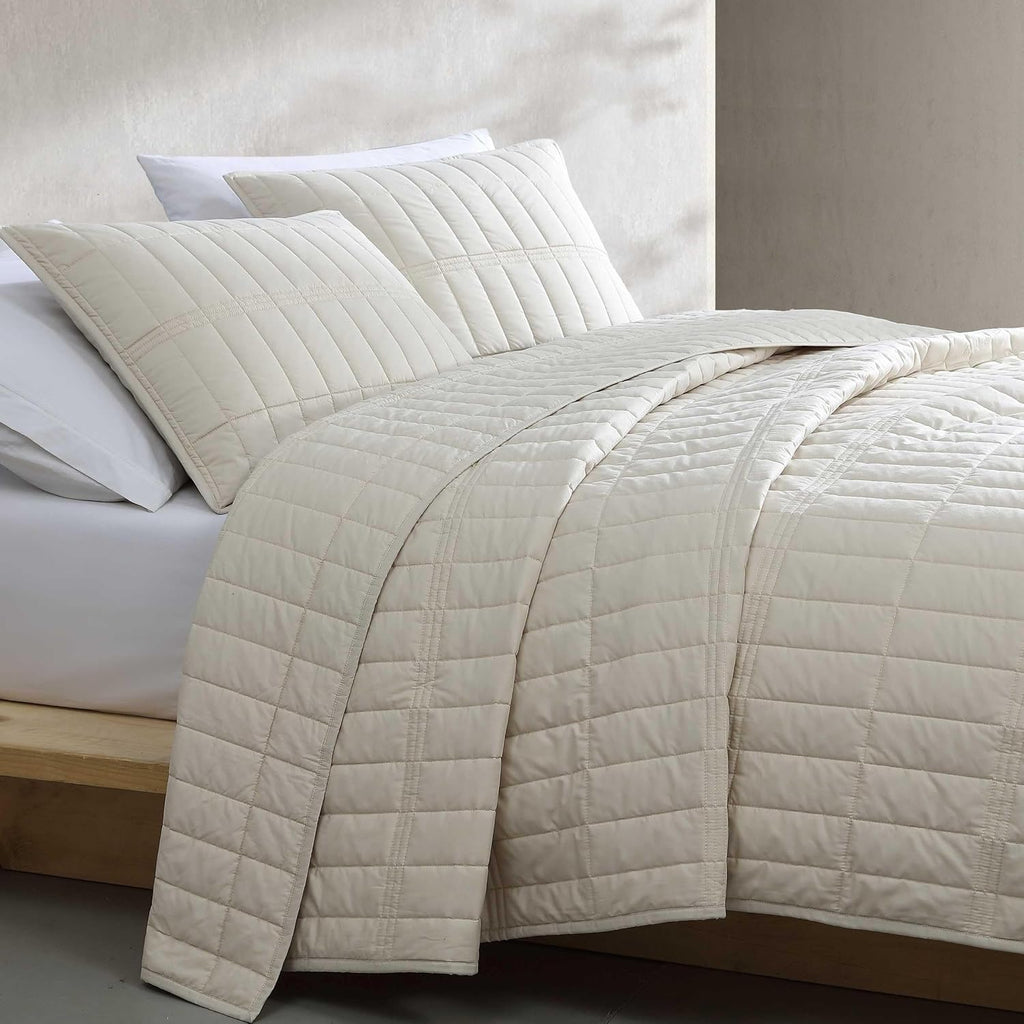 Calvin Klein - Queen Quilt Set, Cotton Percale Weave Bedding with Matching Shams, Crisp & Cool, Oeko-Tex Certified (Washed Percale Light Beige)