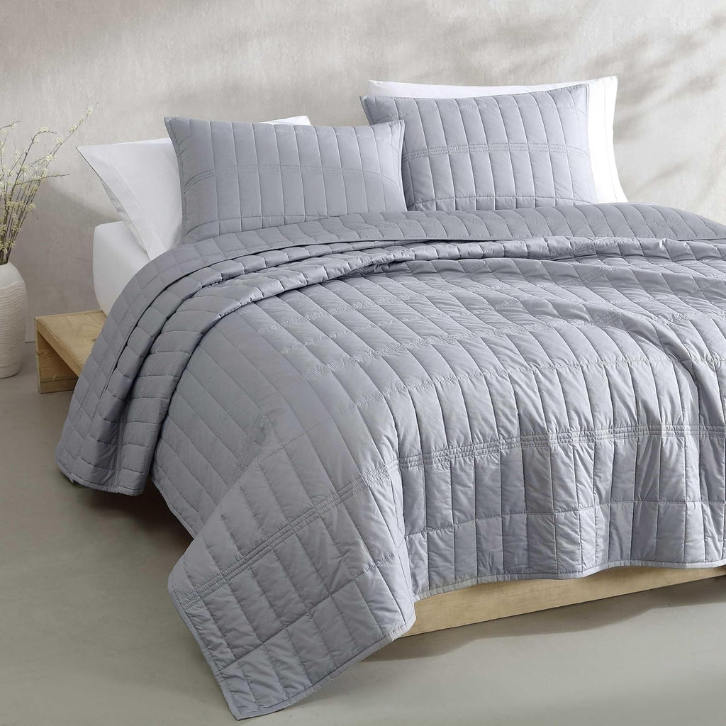 Calvin Klein - King Quilt Set, Cotton Percale Weave Bedding with Matching Shams, Crisp & Cool, Oeko-Tex Certified (Washed Percale Steel Blue)