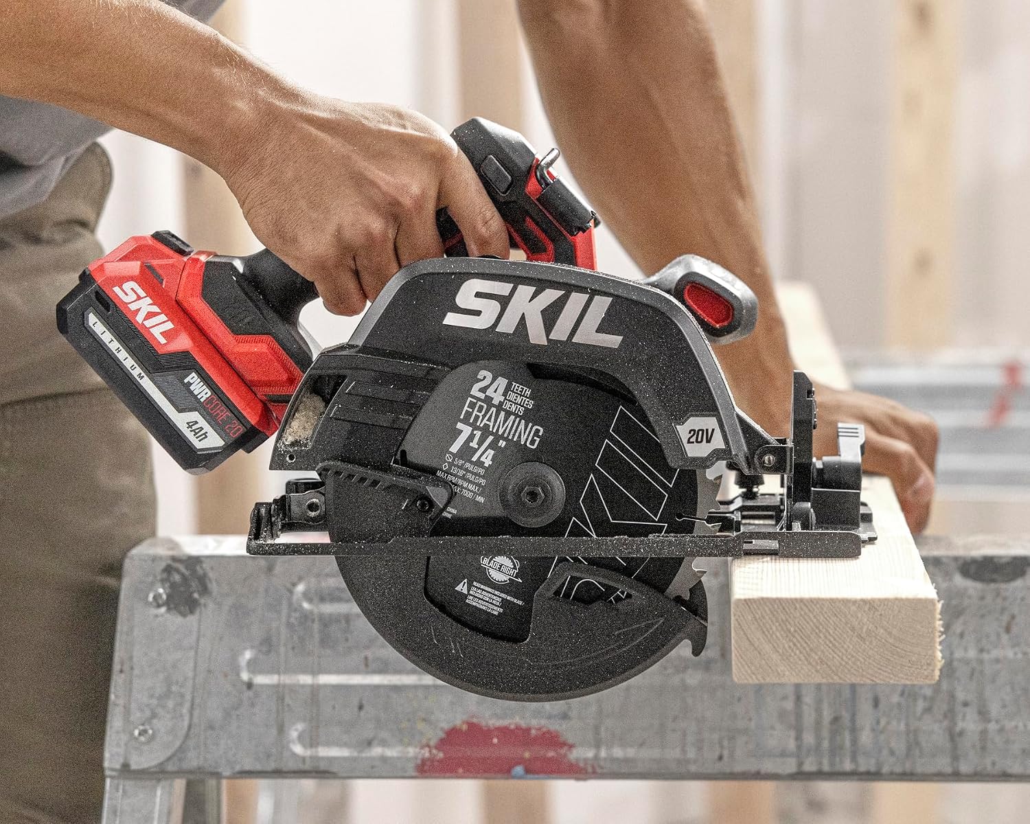 SKIL PWR CORE 20 Brushless 20V 7-1/4-Inch Circular Saw Kit, Includes 4.0Ah USB-C Battery and 45W PD Charger - CR5440B-1C