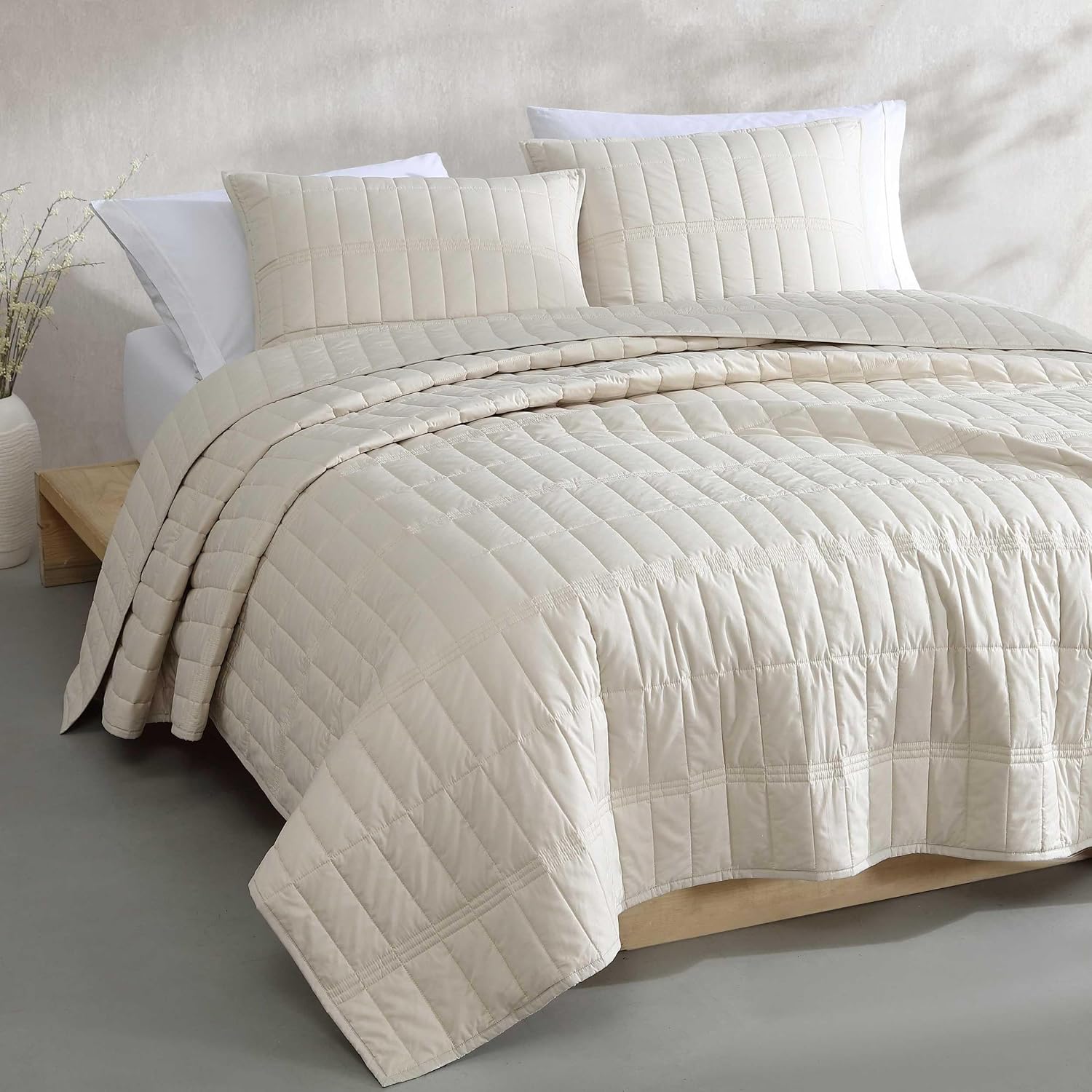 Calvin Klein - Queen Quilt Set, Cotton Percale Weave Bedding with Matching Shams, Crisp & Cool, Oeko-Tex Certified (Washed Percale Light Beige)