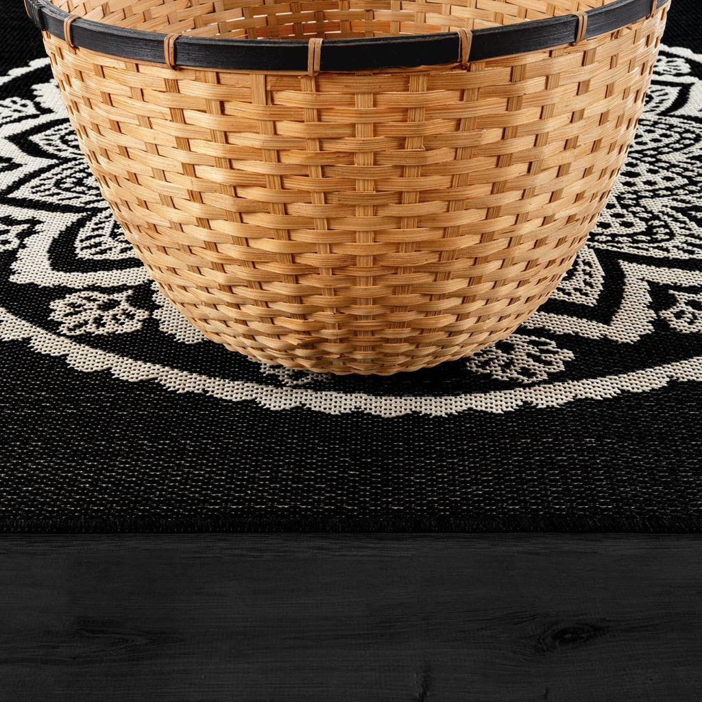 CAMILSON Outdoor Rug 8x10 Modern Area Rugs for Indoor and Outdoor Patios and Porches - Waterproof Washable Non-Shedding Easy-to-Clean Outside Carpet (8 x 10 Medallion - Black/White)