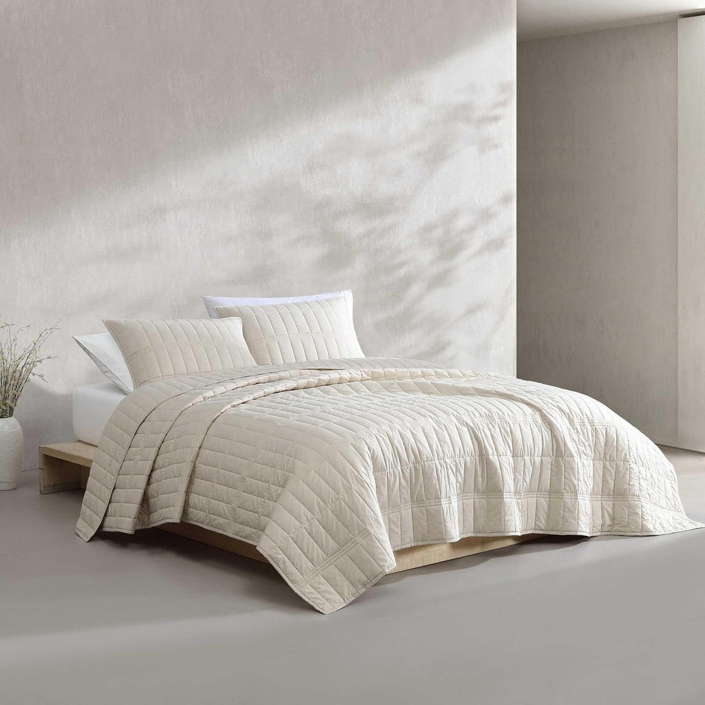 Calvin Klein - Queen Quilt Set, Cotton Percale Weave Bedding with Matching Shams, Crisp & Cool, Oeko-Tex Certified (Washed Percale Light Beige)