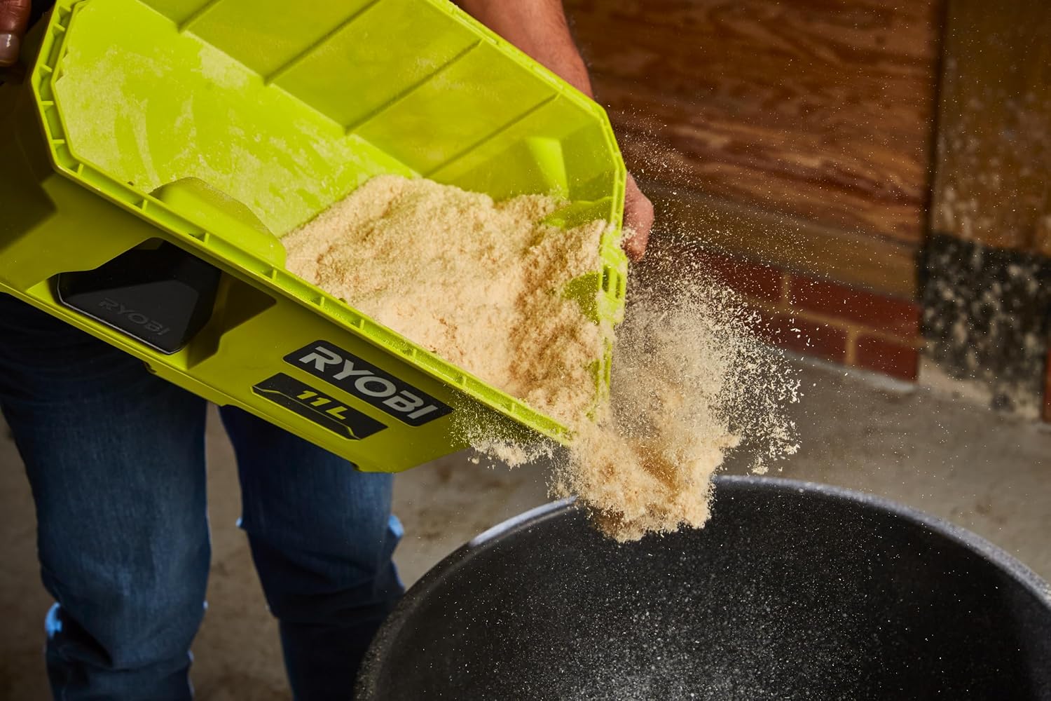 Ryobi RV1811-0 18V ONE+ Cordless Wet & Dry Vac/Project Vac (Bare Tool)