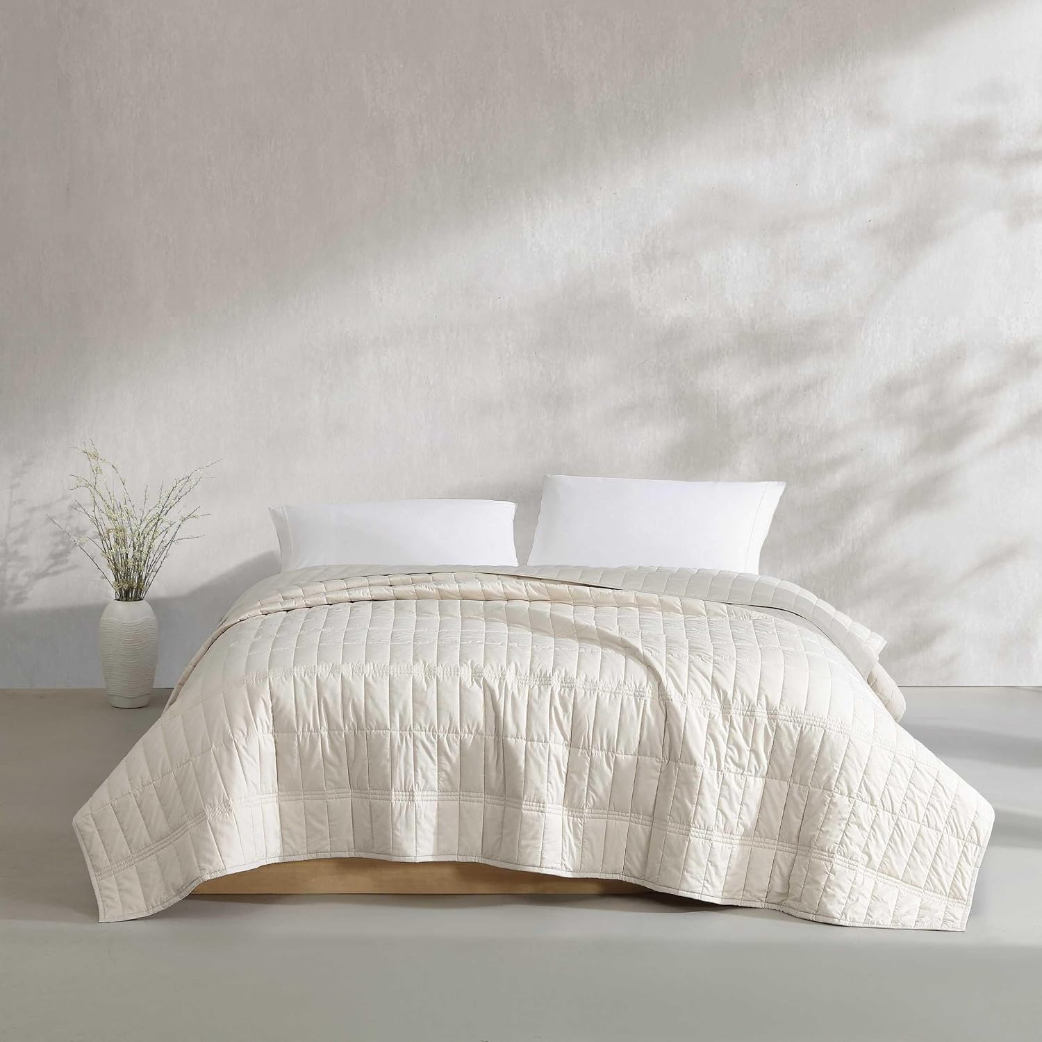 Calvin Klein - Queen Quilt Set, Cotton Percale Weave Bedding with Matching Shams, Crisp & Cool, Oeko-Tex Certified (Washed Percale Light Beige)