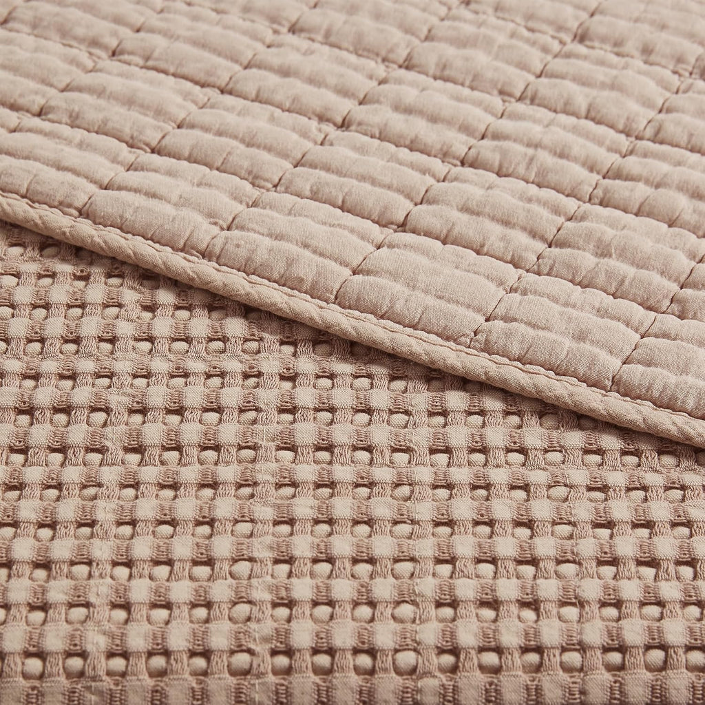 Levtex Home Mills Waffle Full/Queen Quilt Set (88x92in) with 2 Pillow Shams (26x20in) - Blush - Cotton Waffle Full/Queen Size Quilt Bedding Set - Lightweight, Soft, Pre-Washed