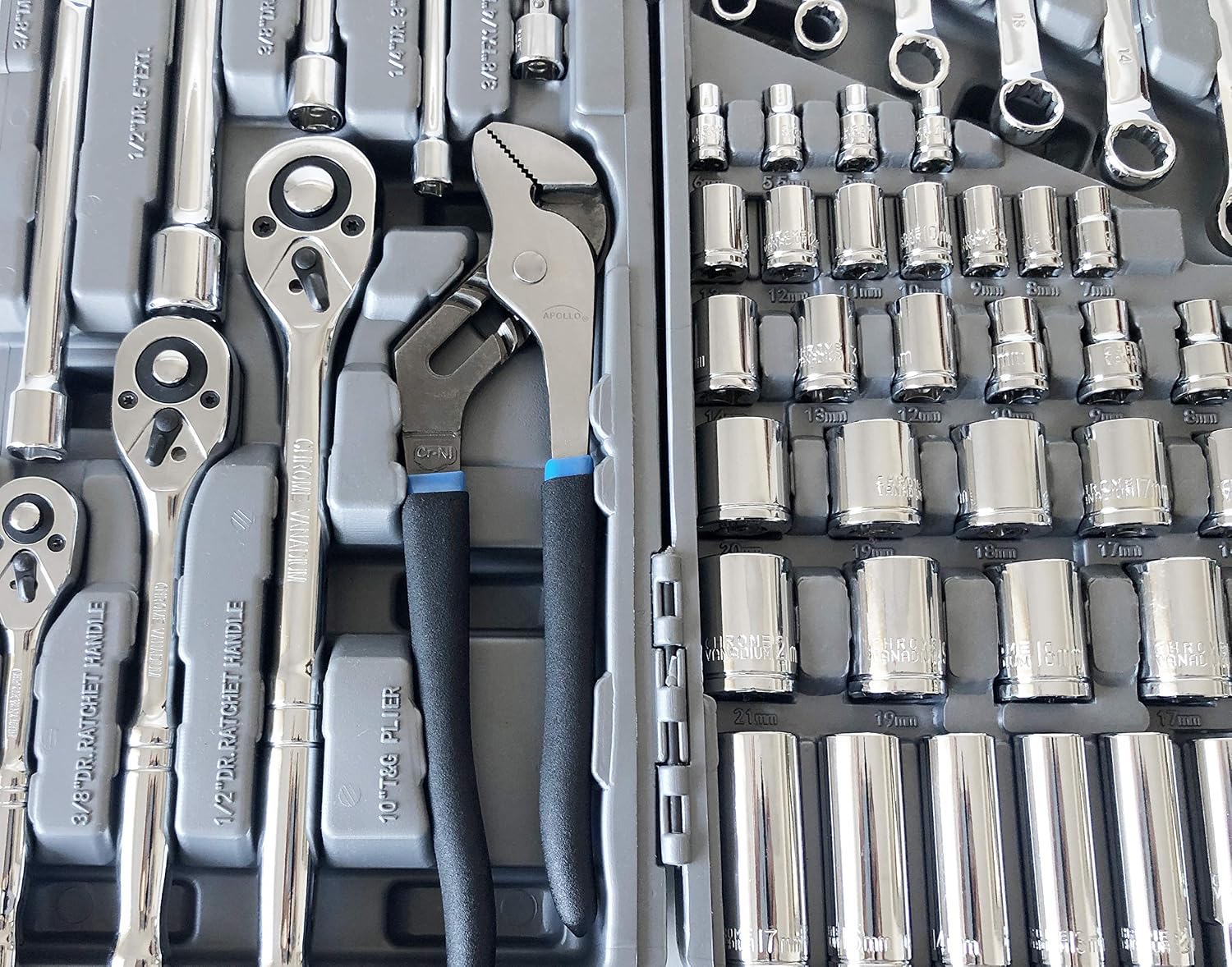Apollo Tools 163 Piece SAE and Metric Mechanics and Automotive Tool Set with 72-Teeth Ratchets and Extensive Socket Assortment in Chrome Vanadium Steel Construction - Blue- DT0002