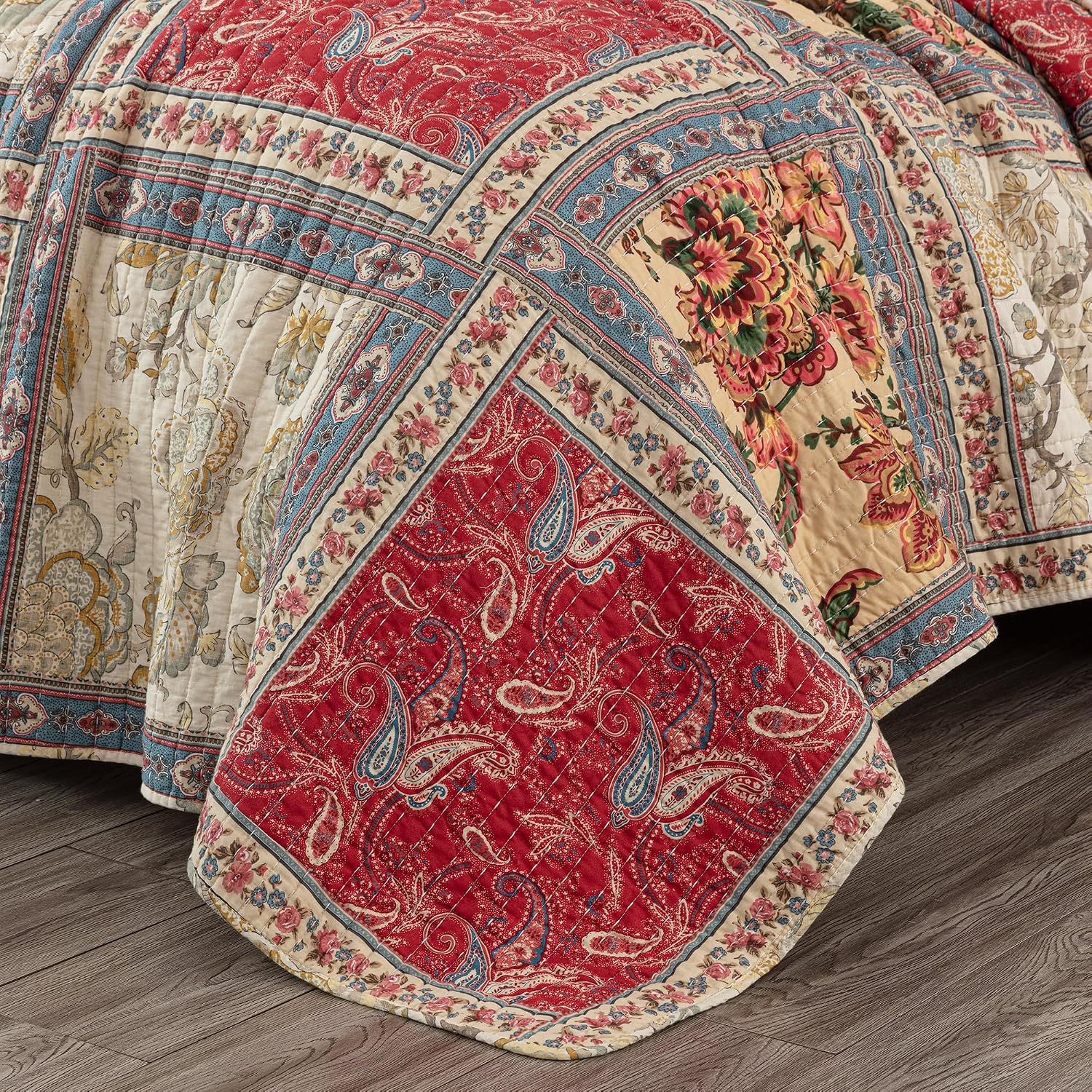 Chezmoi Collection Bambi 3-Piece Washed Patchwork Cotton Quilt Set - Soft Lightweight Breathable Reversible Floral Quilted Bedspread for All Seasons. King Size